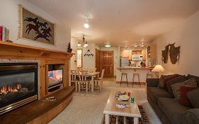 Teton Serenity By Kabino Community Hot Tub Fitness Center Near Grand Targhee Resort Electric Grill Sleeper Sofa